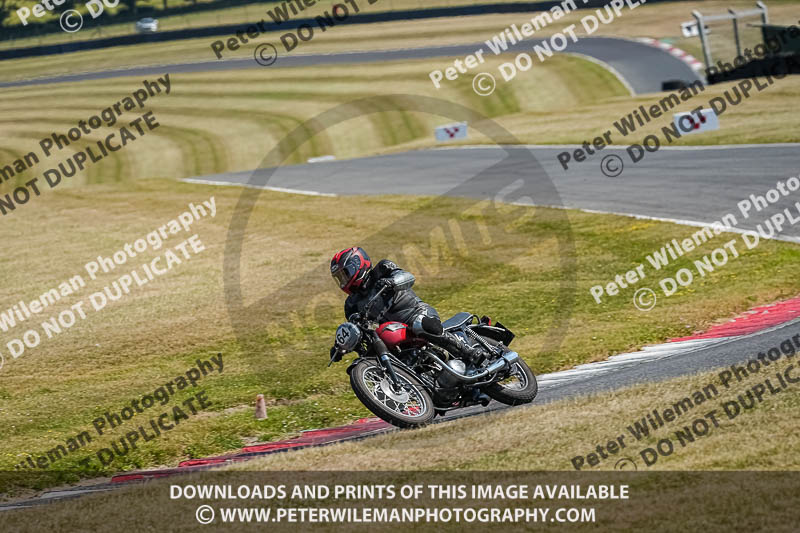 cadwell park;cadwell park photographs;cadwell trackday photographs;enduro digital images;event digital images;eventdigitalimages;peter wileman photography;racing digital images;trackday digital images;trackday photos